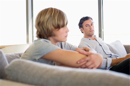 STJ Mãe não consegue invalidar acordo entre pai e filho que extinguiu execução de alimentos