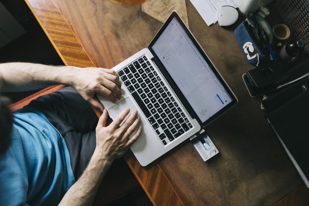 TJDFT Família será indenizada por amputação de dedo de criança em elevador